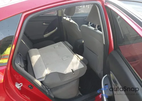 2013 Toyota Prius Two z USA, uszkodzony, nr VIN JTDKN3DUXD5696576